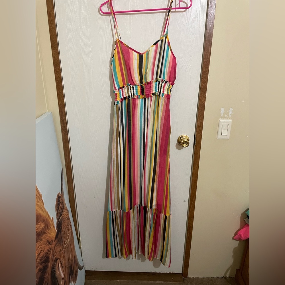 Beautiful bright stripper maxi beautiful for beach on a tan!
